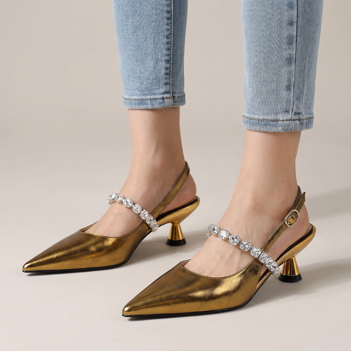 Dames Slingback Pumps met Puntneus en Strass