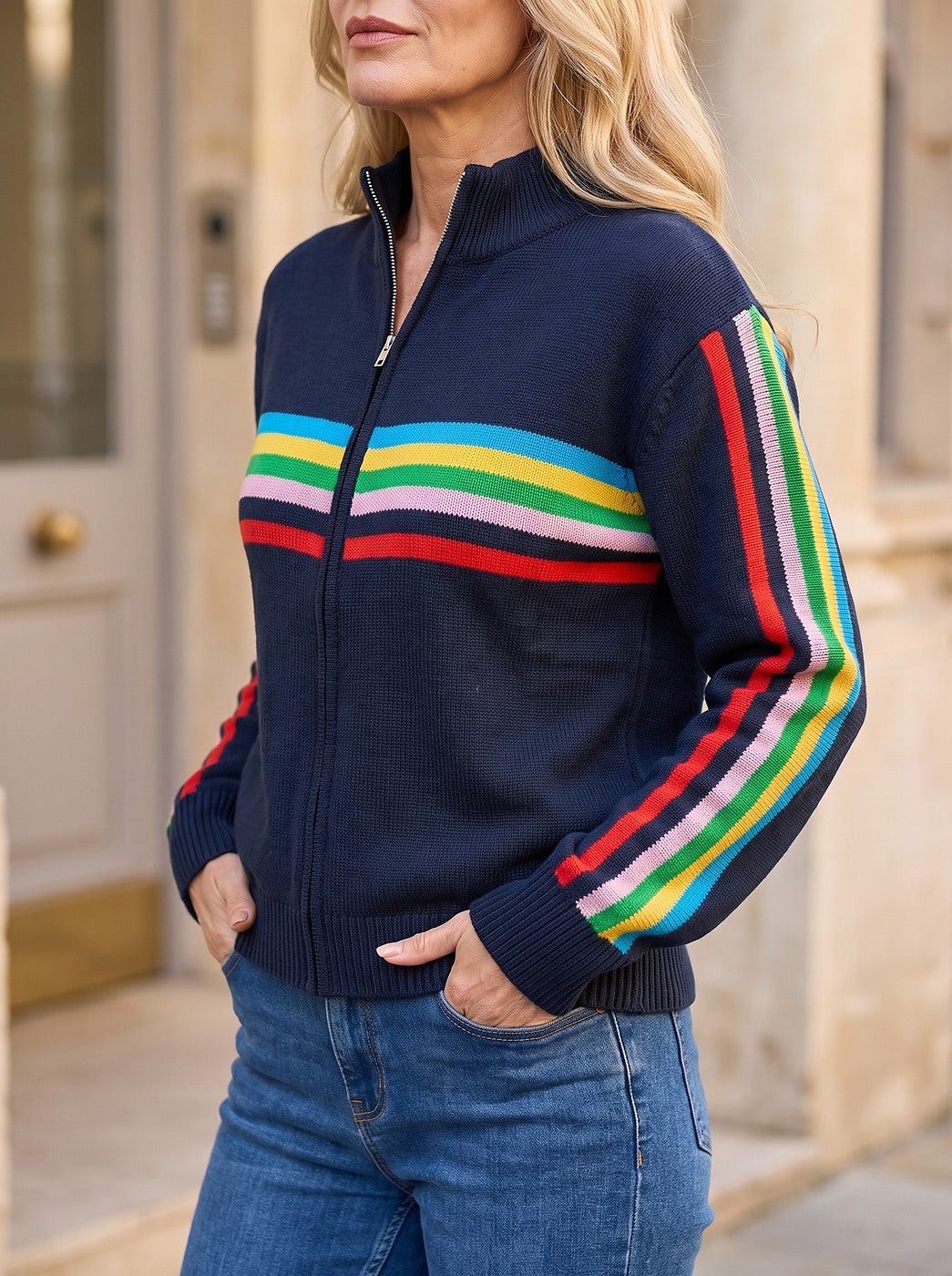 Damesvest met Ritssluiting en Hoge Col
