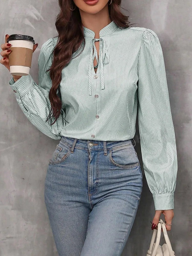 Dames Gestreepte Blouse met Pofmouwen en Strikkraag
