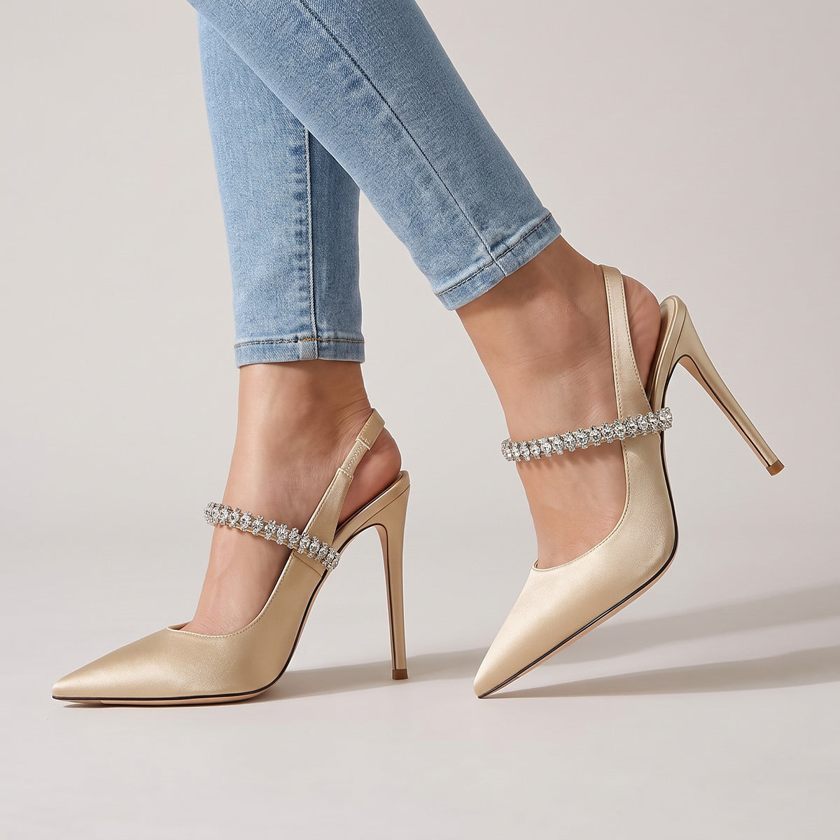 Dames Satijn Look Slingback Pumps met Naaldhak