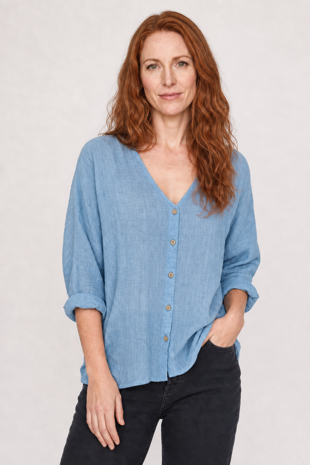 Damesblouse met Knoopsluiting en V-hals Lizzy