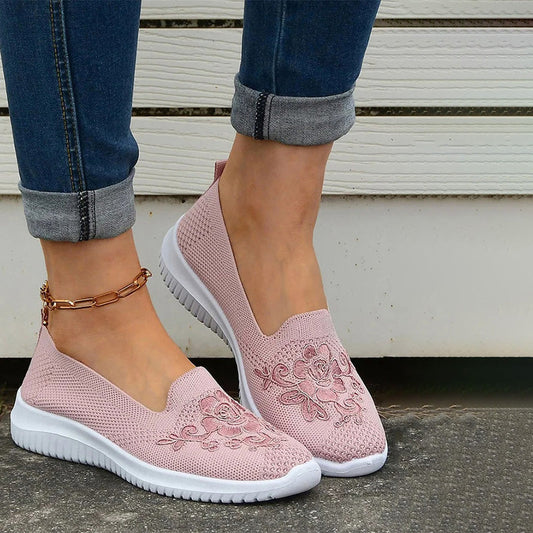 Damesloafers met Bloemenborduurwerk en Ademend Mesh Lizzy