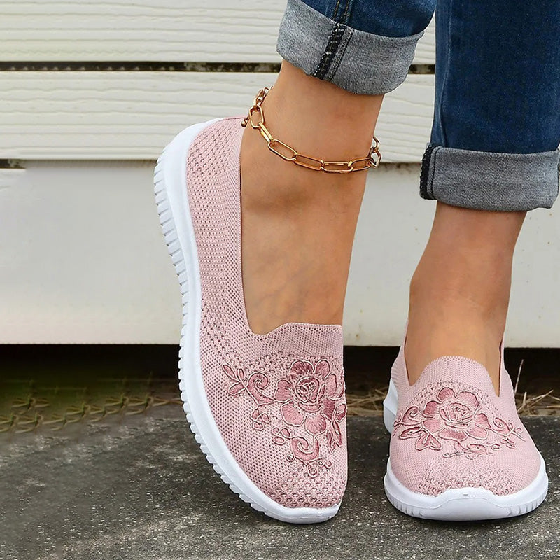 Damesloafers met Bloemenborduurwerk en Ademend Mesh Lizzy