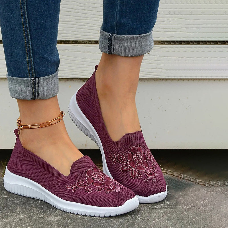 Damesloafers met Bloemenborduurwerk en Ademend Mesh Lizzy
