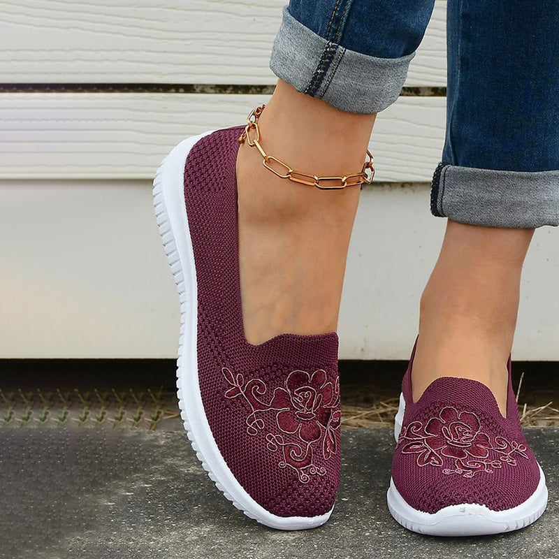 Damesloafers met Bloemenborduurwerk en Ademend Mesh Lizzy