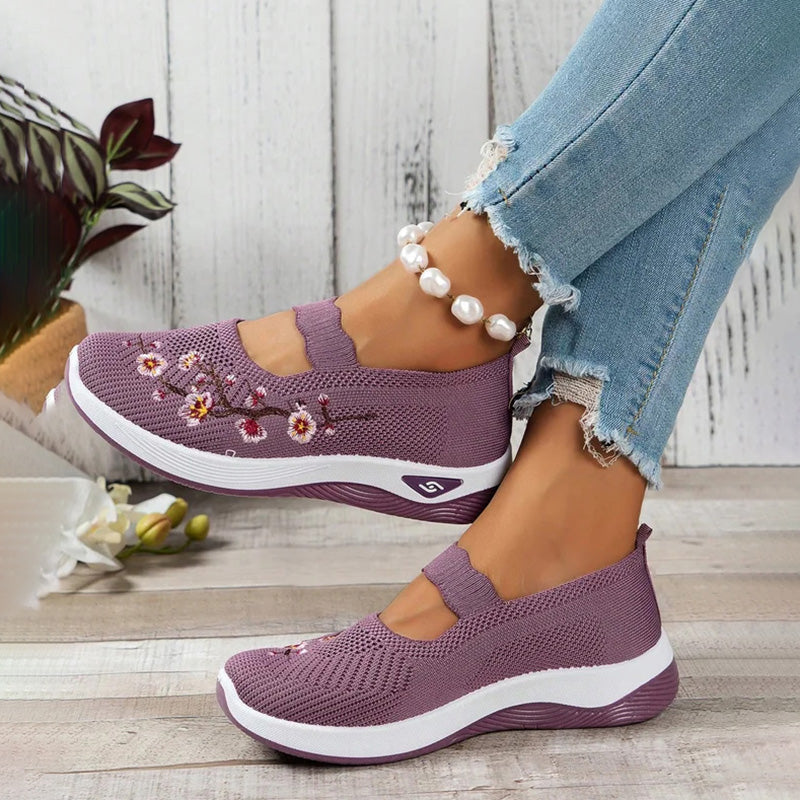 Damesloafers met Bloemenborduurwerk en Comfortabel Mesh Lizzy
