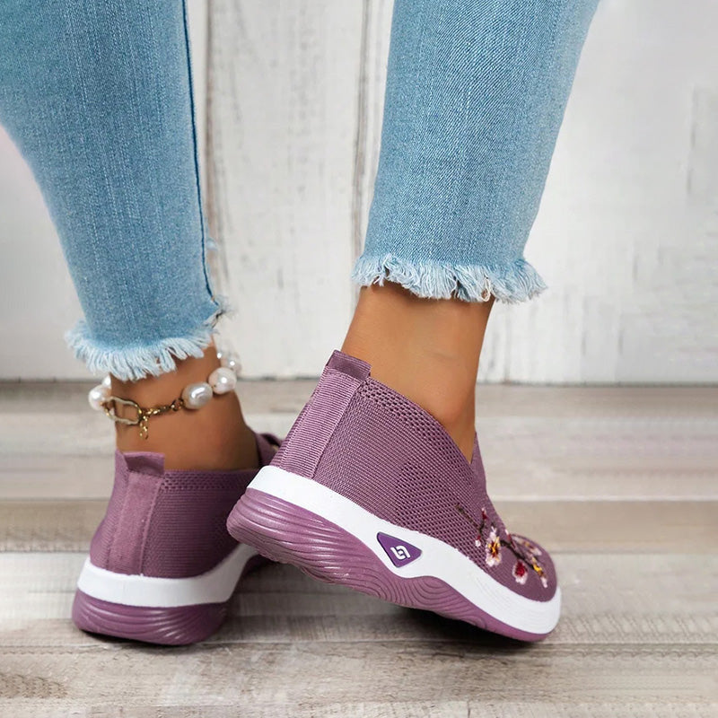 Damesloafers met Bloemenborduurwerk en Comfortabel Mesh Lizzy