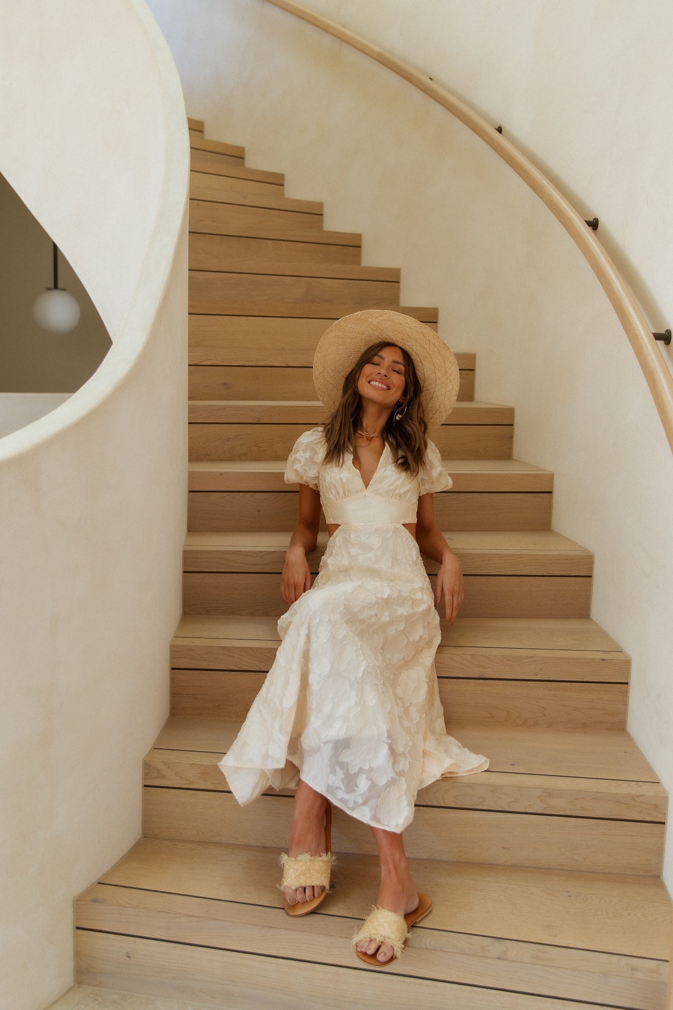 Damesmaxi-jurk met Bloemendetails en Pofmouwen Lizzy