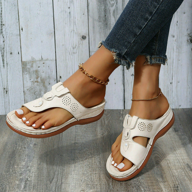 Damespantoffels met Antislip Zool en Ronde Neus Lizzy