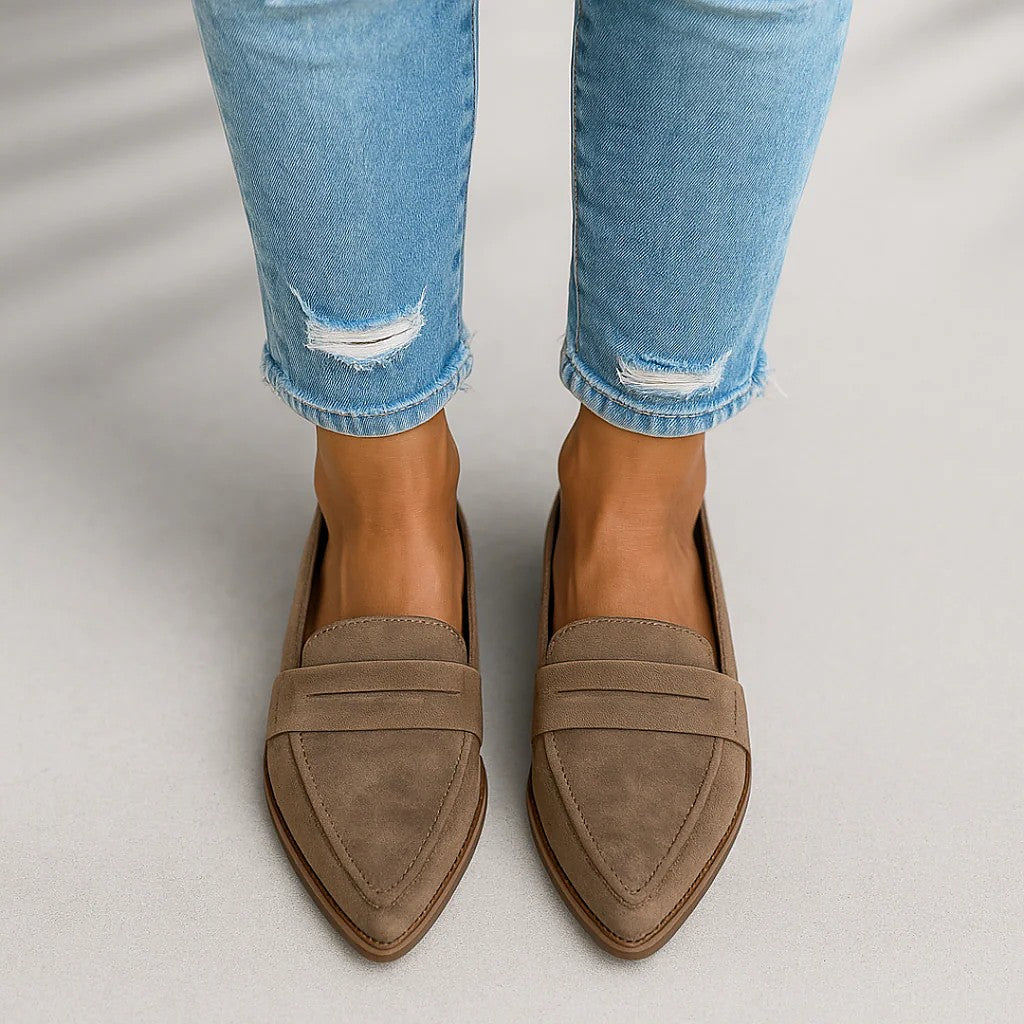 Dames Suede Look Loafers met Puntneus