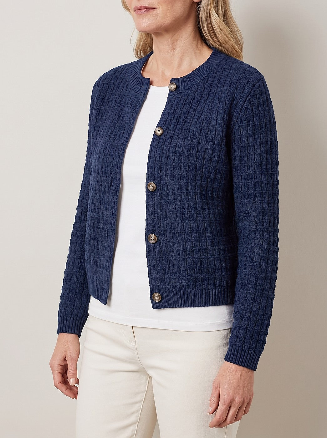 Damesvest Wafelgebreid met Metalen Knopen
