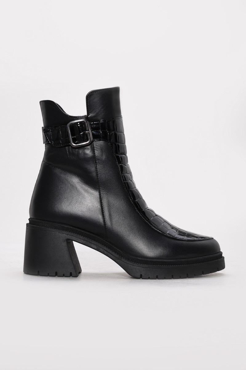 Dames Gevoerde Boots met Gesp