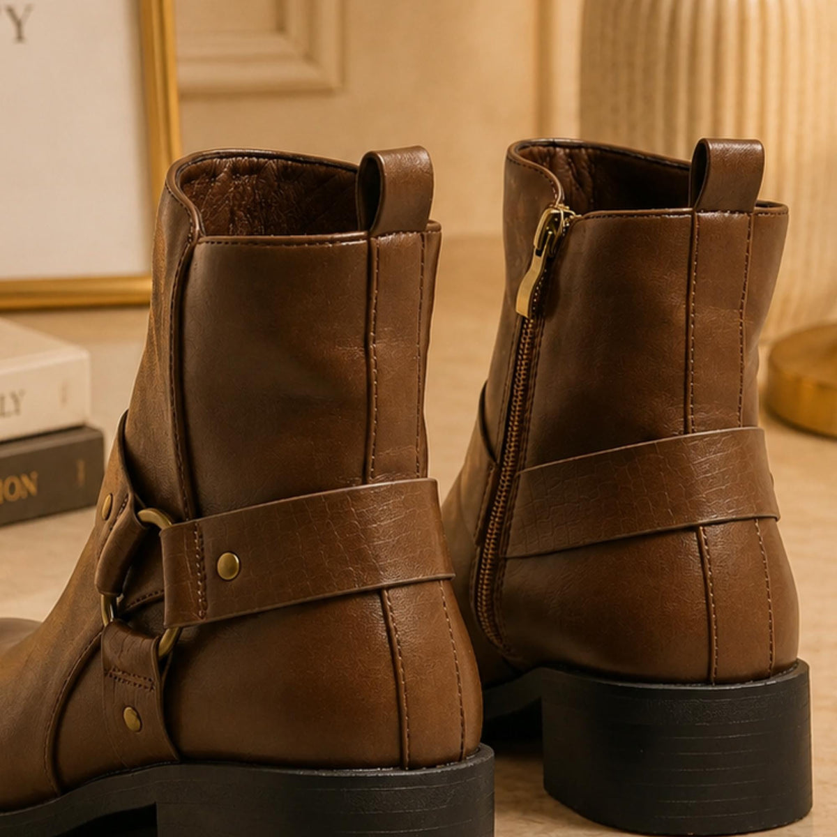 Dames Bikerboots met Gesp