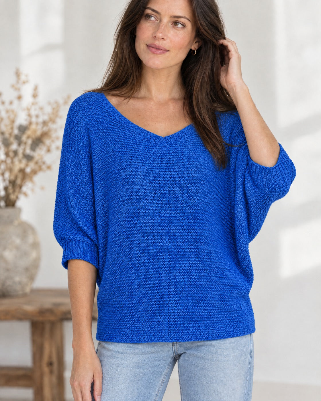 Damestrui gebreid met vleermuismouwen en ronde hals blauw